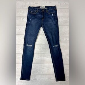 Abercrombie & Fitch Super Skinny Jeans •Women’s 10R /30 •Mid Rise• Distressed